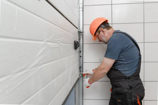 Garage Door Repairing Service in Liftora Blue Core Garage Doors Works